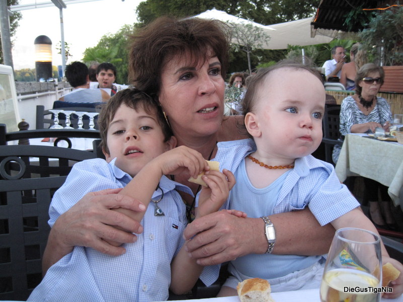 2012-08-33.JPG