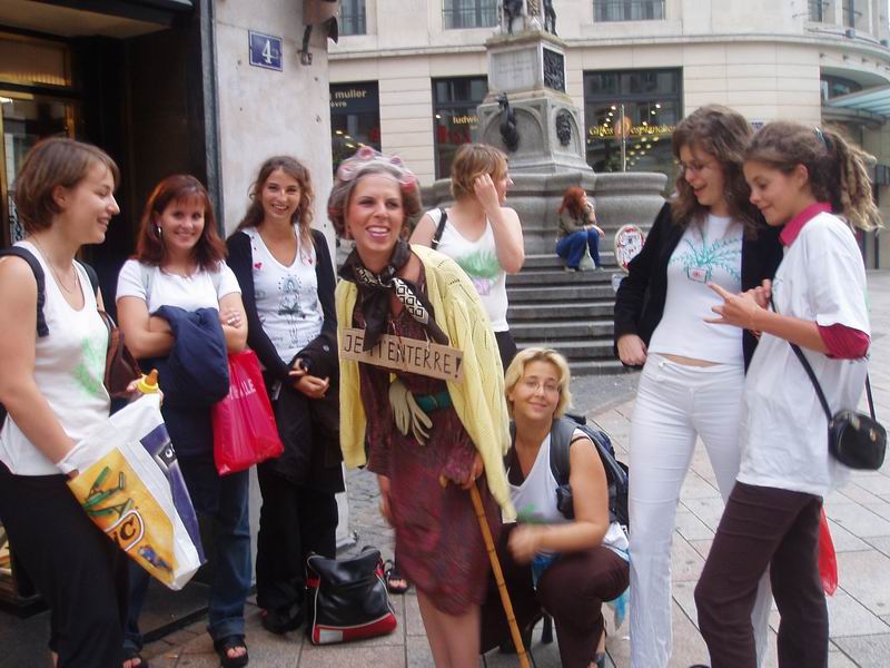 2_enterrement Tania_Geneve-Ville_03.JPG