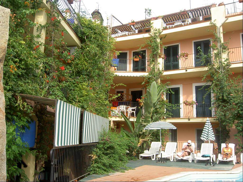 PICT2346.JPG