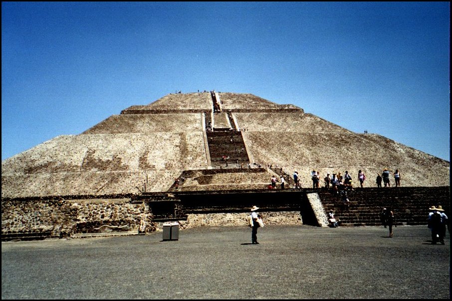 F2 Teotihuacan4.jpg