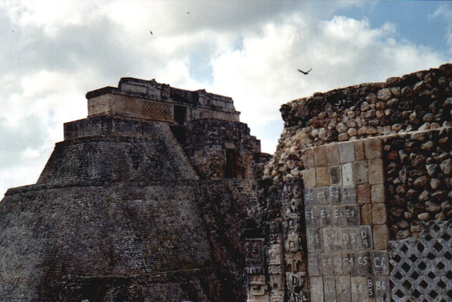 H7 Uxmal5.jpg