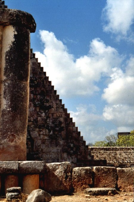 H8 Uxmal6.jpg